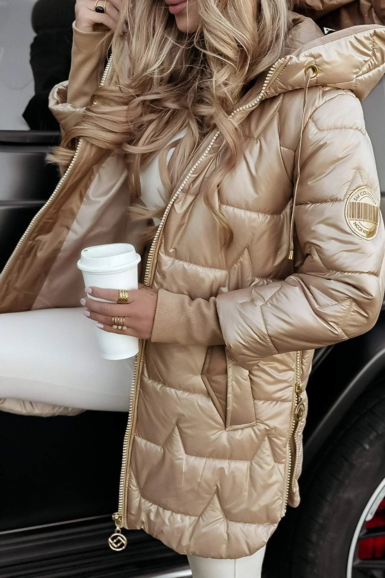Casa Penélope | Astrid - Elegante abrigo de invierno con capucha y forro